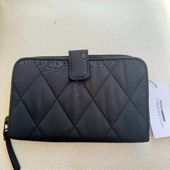 NWT VERA BRADLEY ESSENTIAL TAB WALLET CLUTCH BAG BLACK $89 - Picture 1 of 5